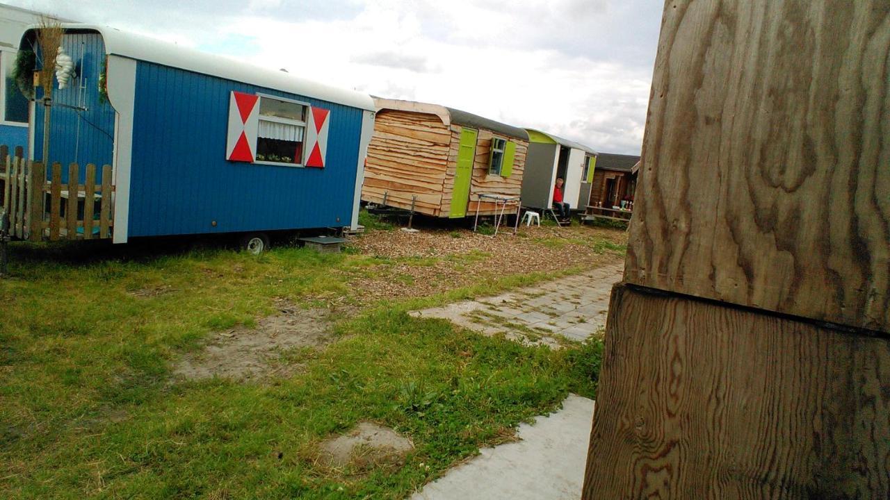 B&B Boerderij Rust, In Pipowagens! Den Helder Eksteriør billede
