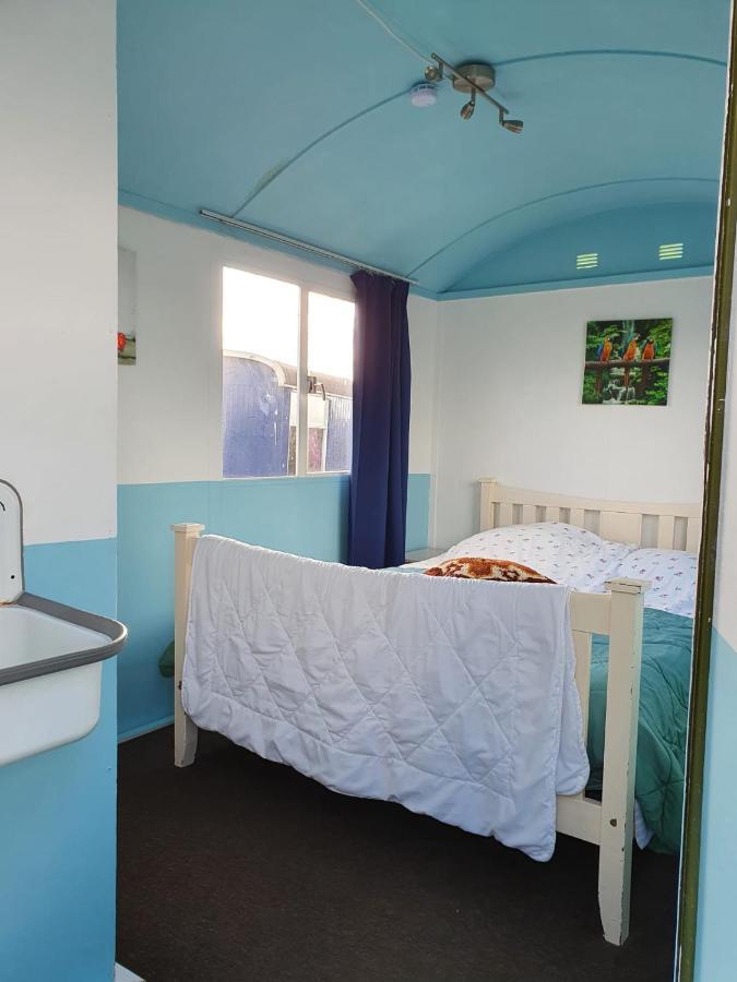 B&B Boerderij Rust, In Pipowagens! Den Helder Eksteriør billede
